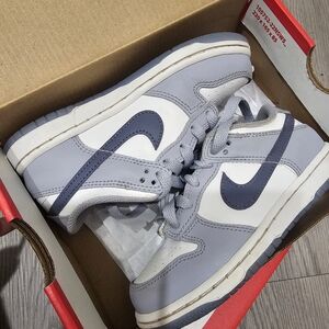 Nike Two-Tone Gray and White High-Tops